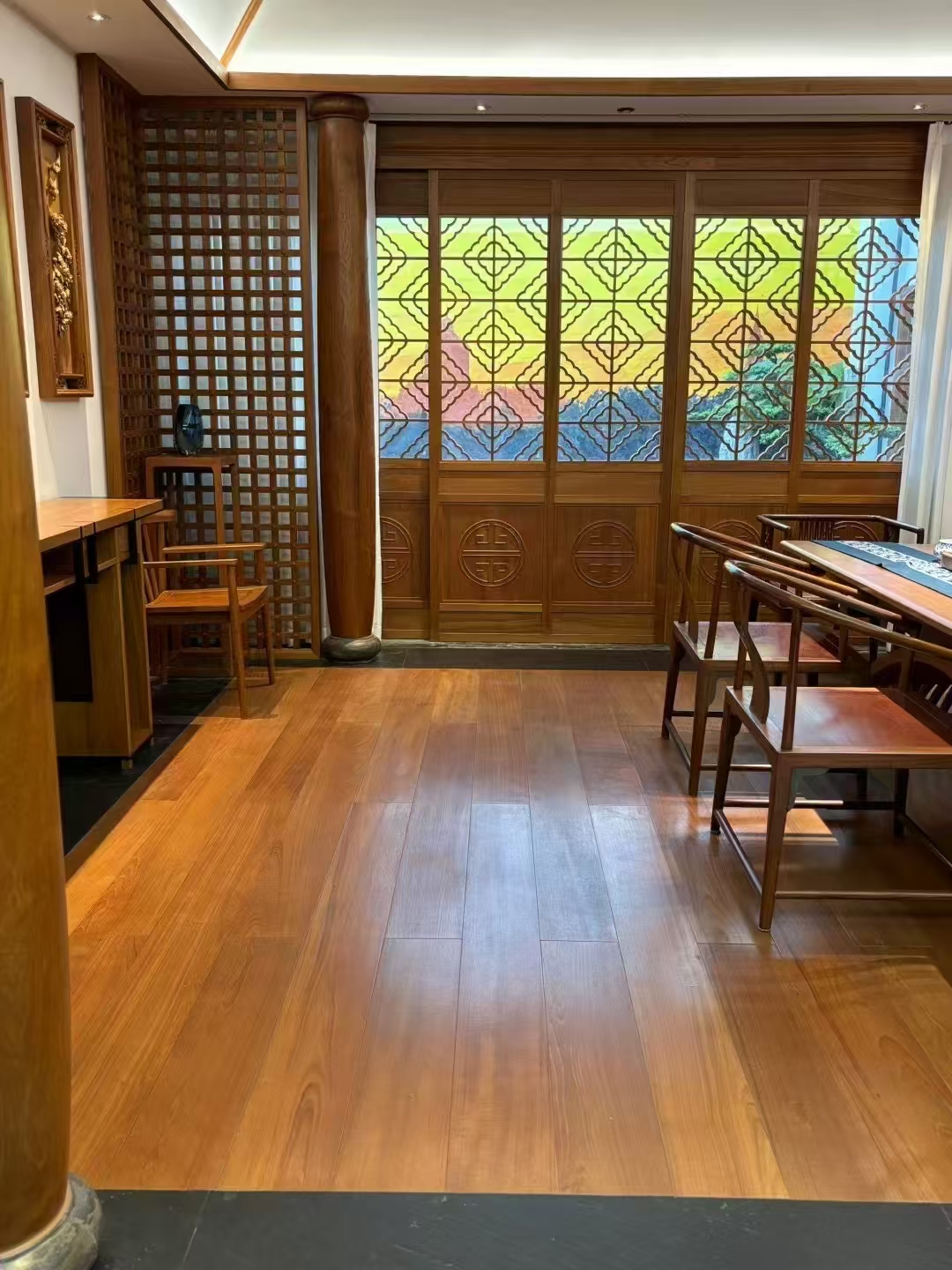 新中式实木家具与花格定制